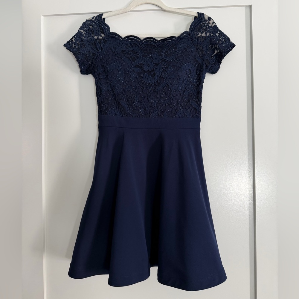 City Studio Midnight Blue Lace Juniors Dress ***With pockets! 🙌🏼